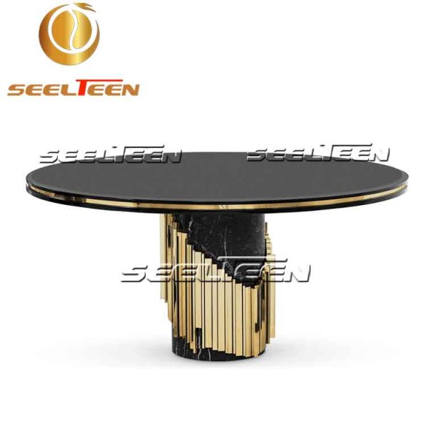 Round restaurant tables