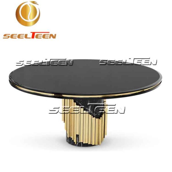 Round restaurant tables