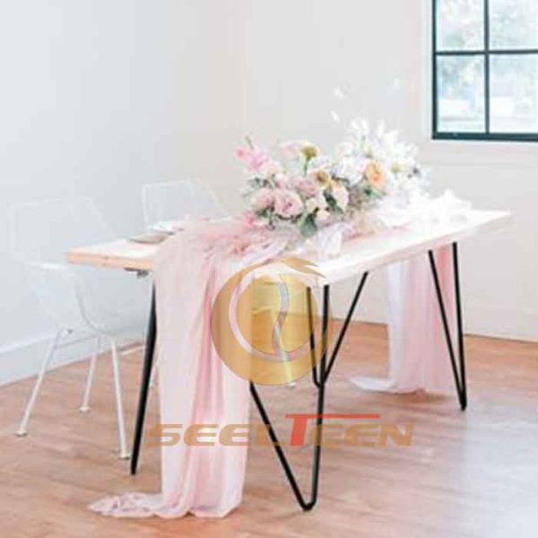 Wood sweetheart table