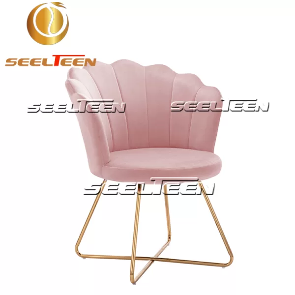 Lounge chair for bedroom