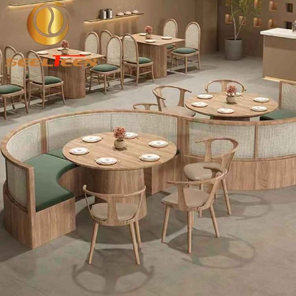 Round Wood Dining Tables