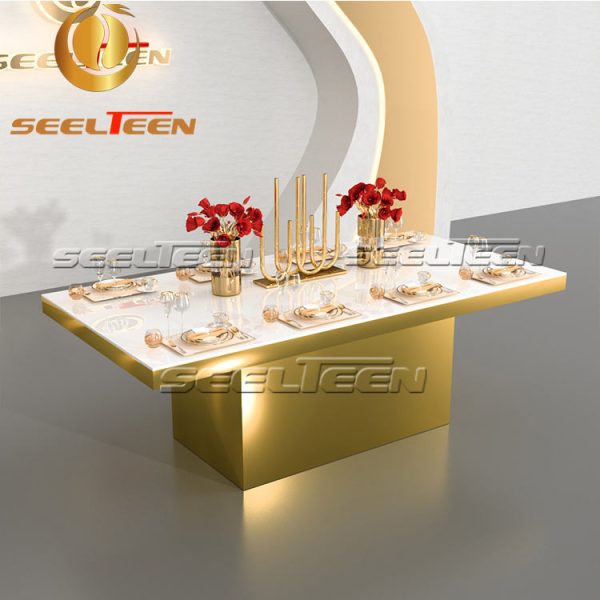 Gold Wedding Table