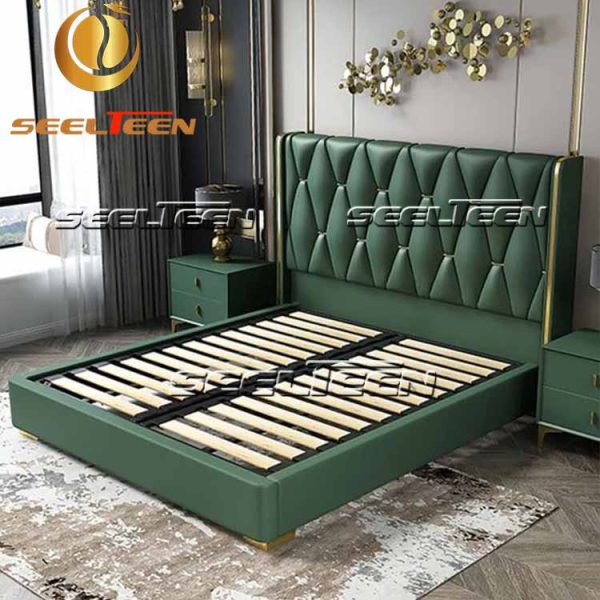 Upholstered Queen Bed