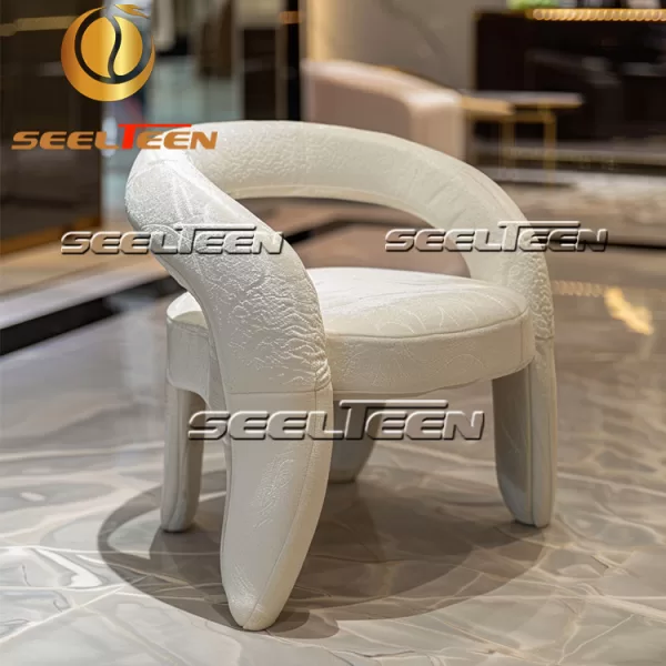 Luxurious Comfort Armchair